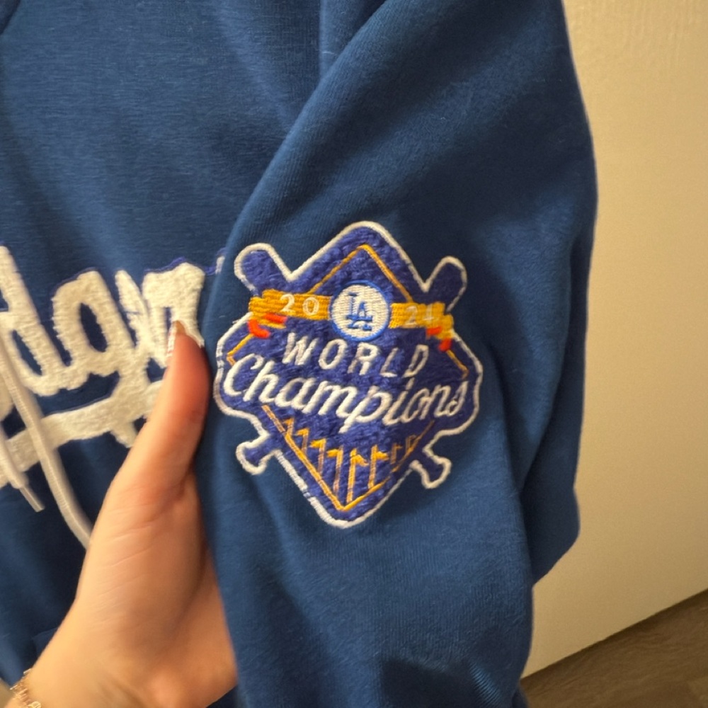 Dodgers Blue Hoodie - Picture 3 of 3
